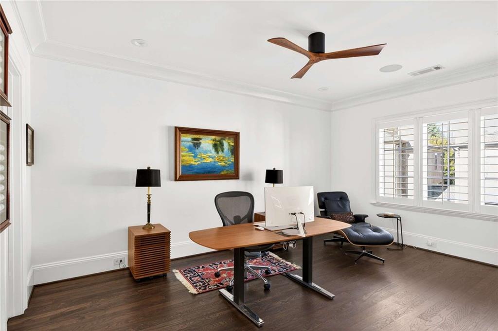 2832 Paces Lookout Lane SE