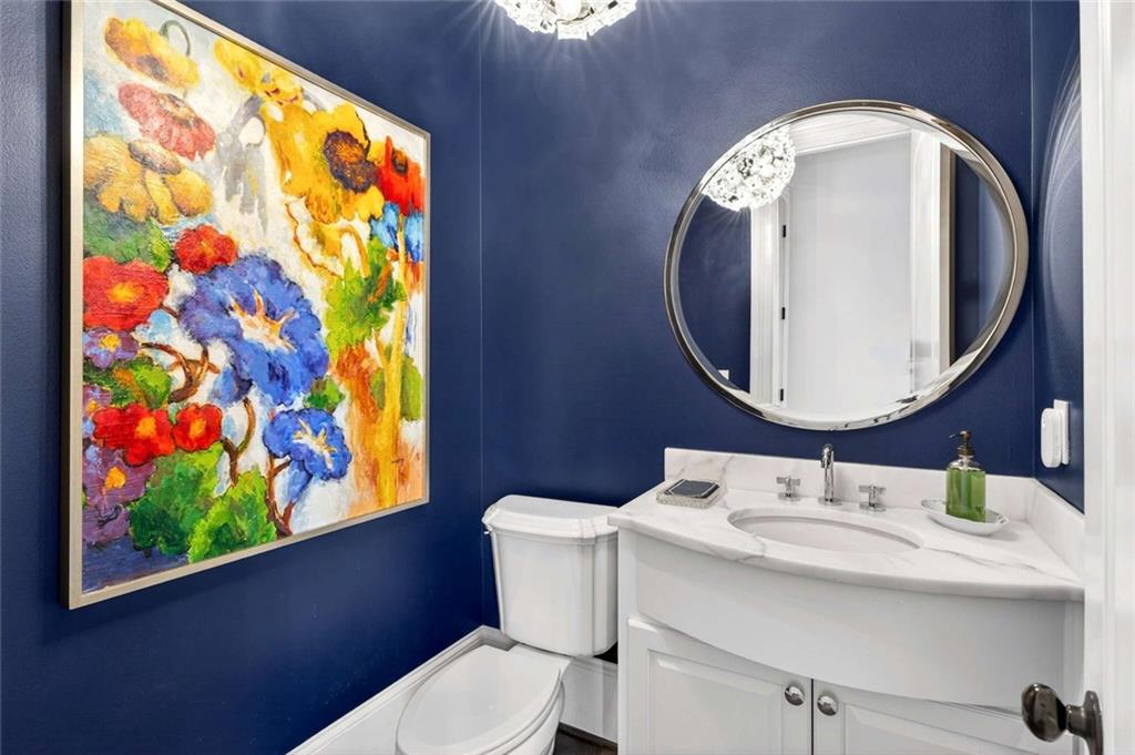 2832 Paces Lookout Lane SE