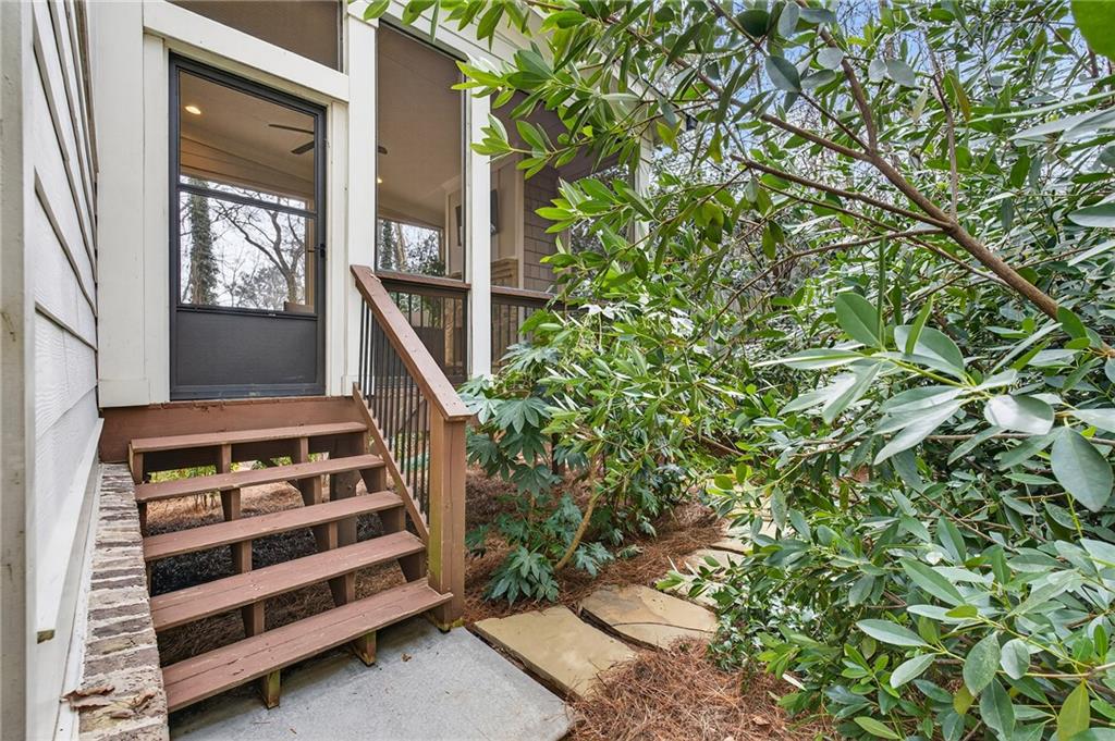 3446 Cochise Drive SE