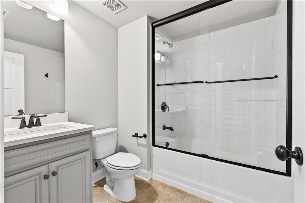 3446 Cochise Drive SE