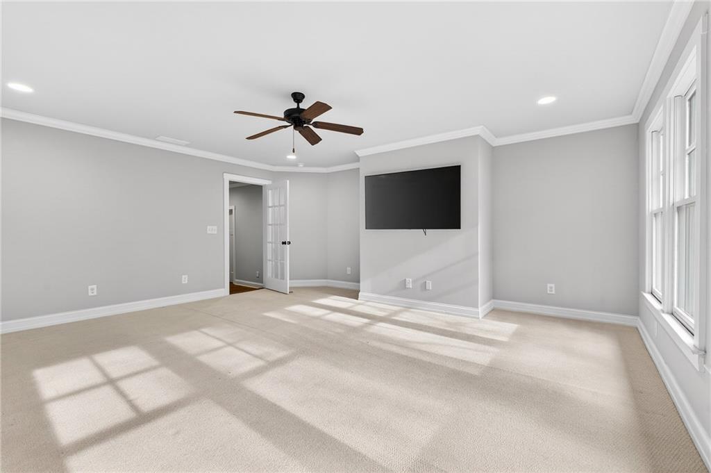 3446 Cochise Drive SE