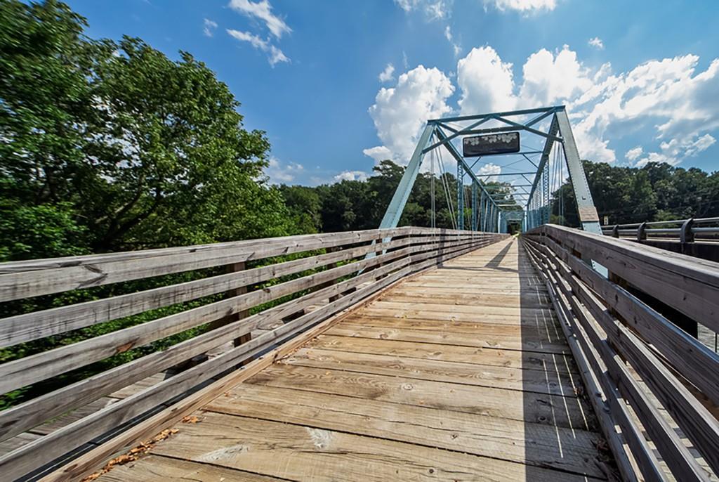 3446 Cochise Drive SE