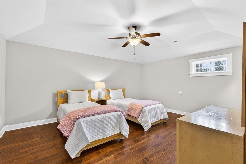 3446 Cochise Drive SE