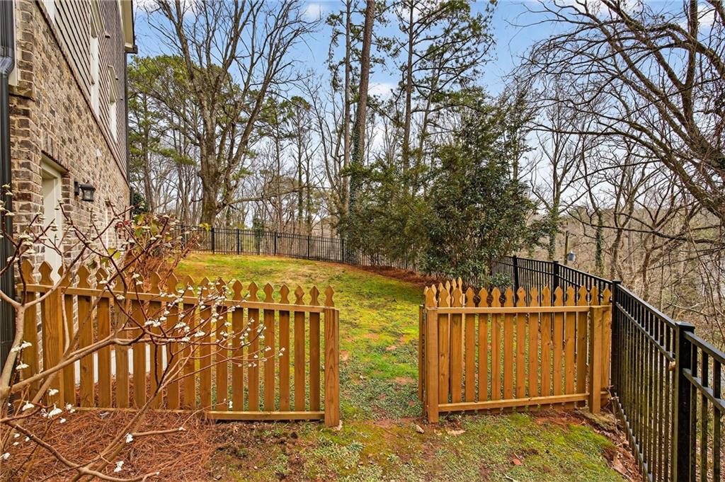 3446 Cochise Drive SE