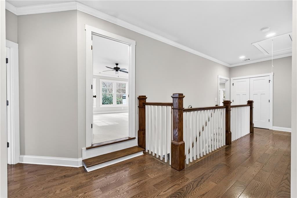 3446 Cochise Drive SE