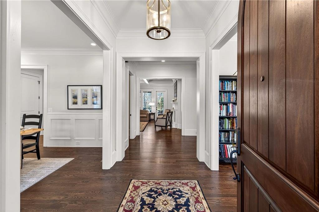 2976 Sequoyah Drive NW