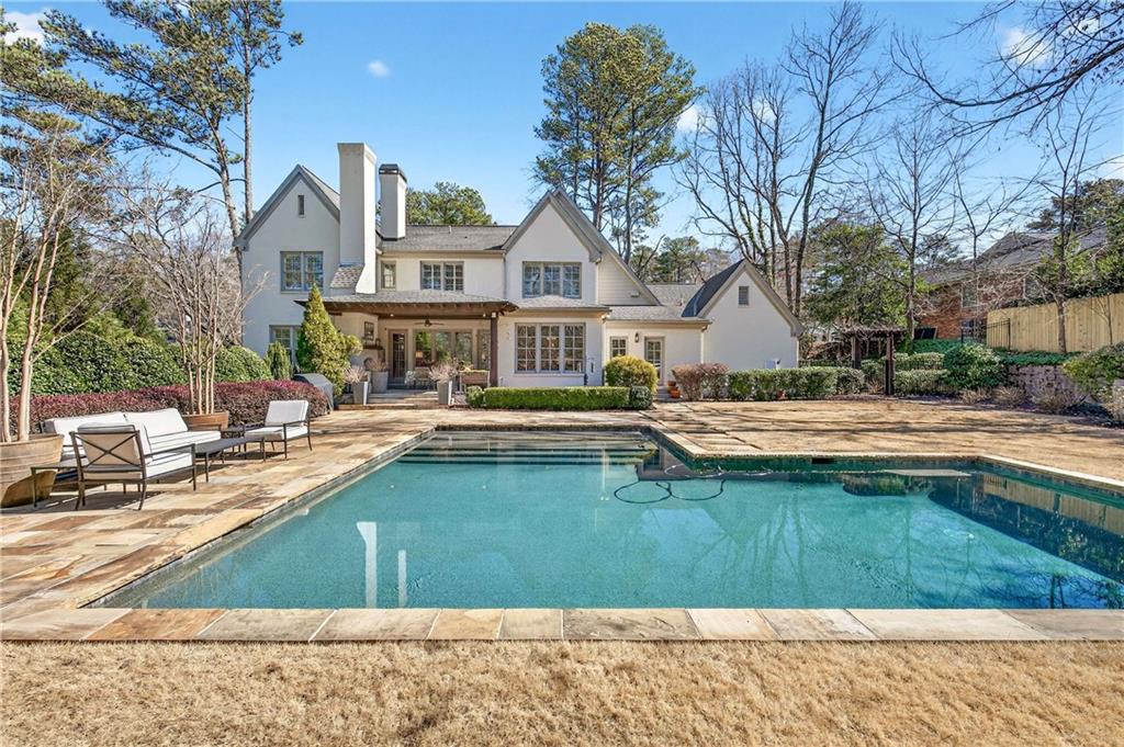 2976 Sequoyah Drive NW