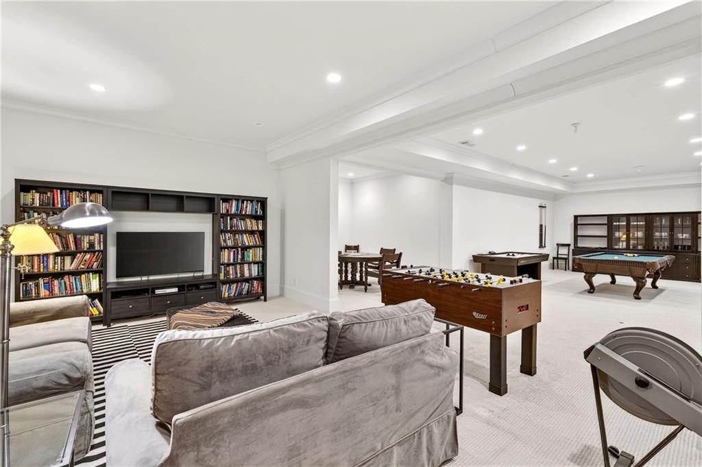 2976 Sequoyah Drive NW