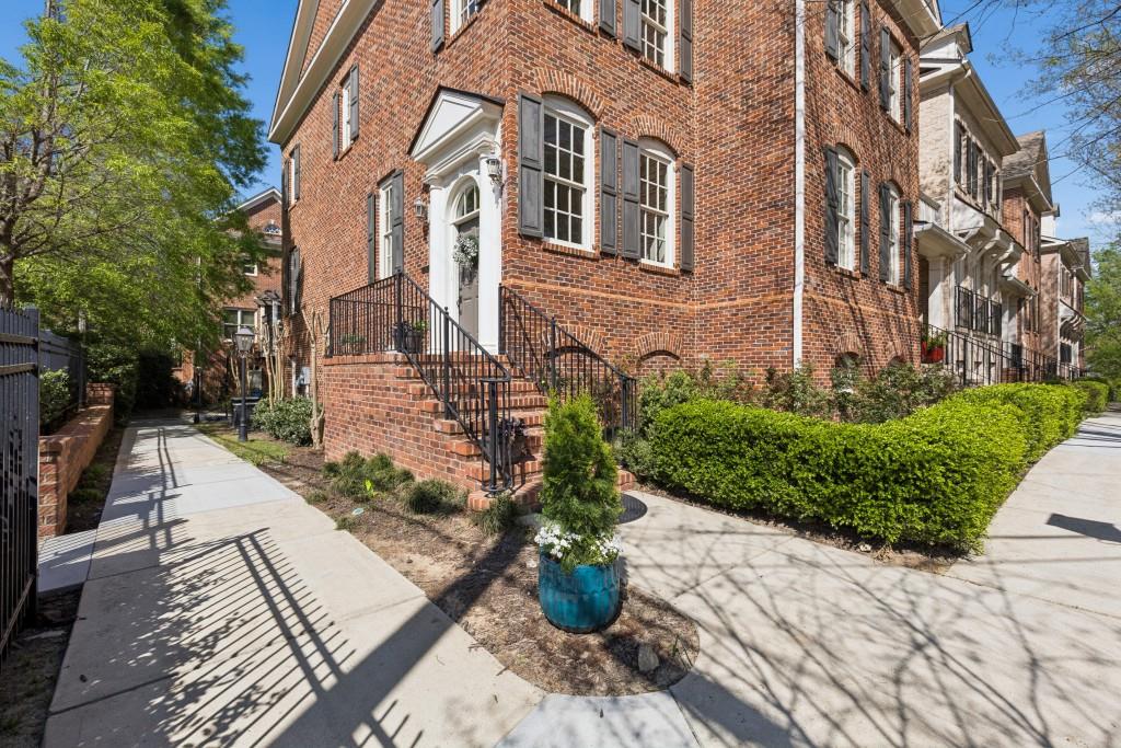 3585 Roxboro Road NE Unit 6