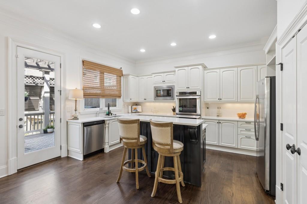 3585 Roxboro Road NE Unit 6