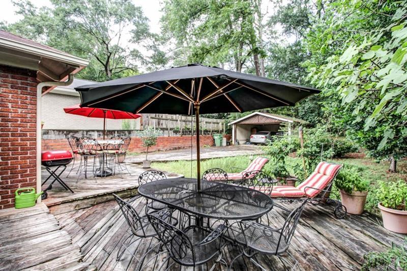 162 Peachtree Hills Avenue NE