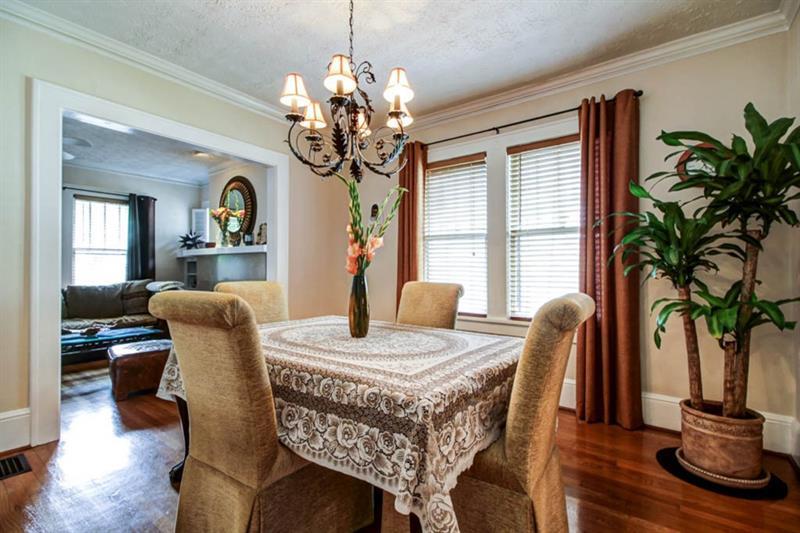 162 Peachtree Hills Avenue NE