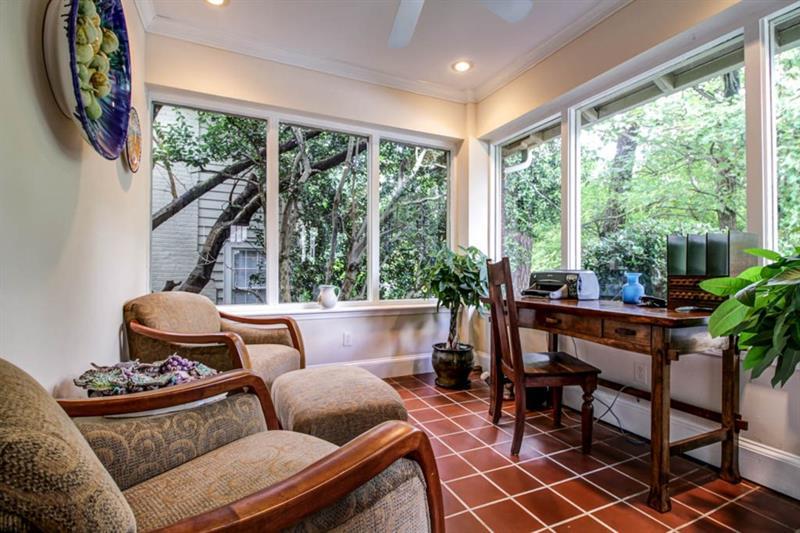 162 Peachtree Hills Avenue NE