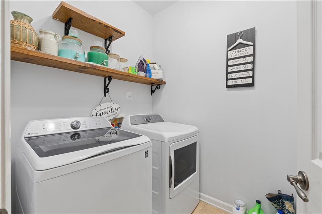 2305 English Ivy Court SE Unit 23