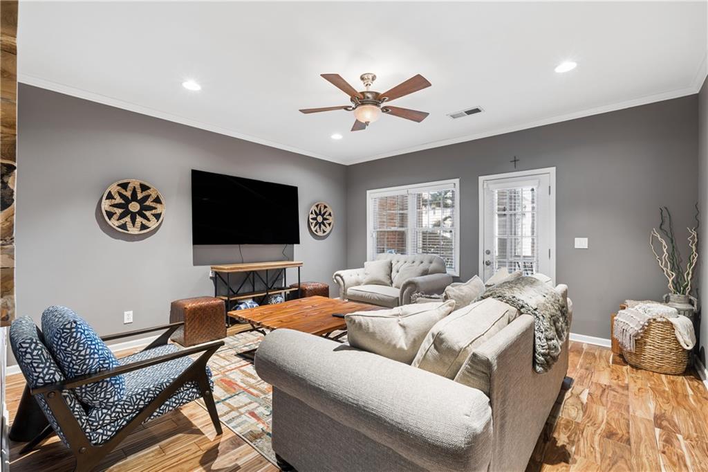 2305 English Ivy Court SE Unit 23