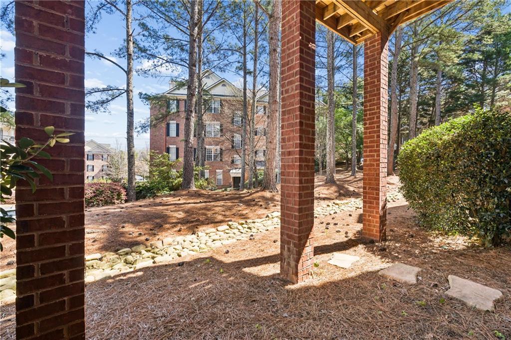 2305 English Ivy Court SE Unit 23