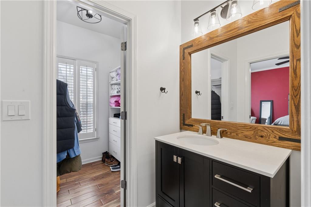 2305 English Ivy Court SE Unit 23