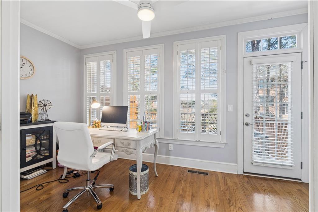 2305 English Ivy Court SE Unit 23