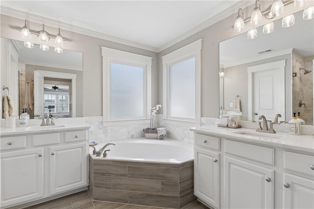 4484 Oakdale Road SE