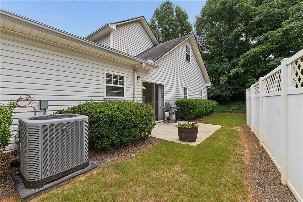 3392 Raes Creek Road
