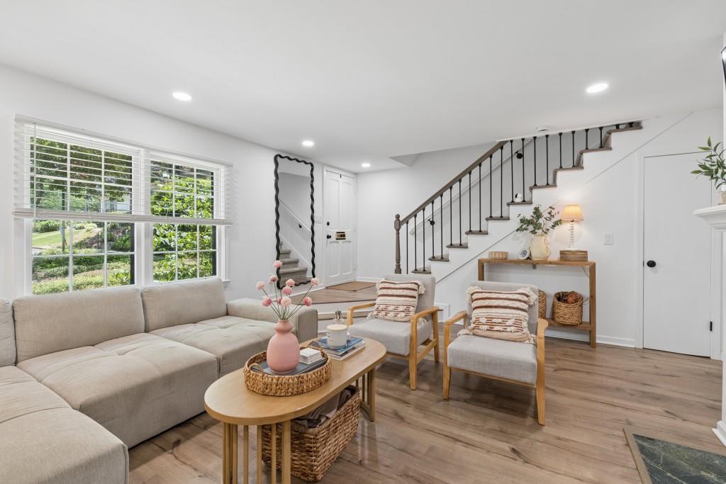 140 Amherst Place NW