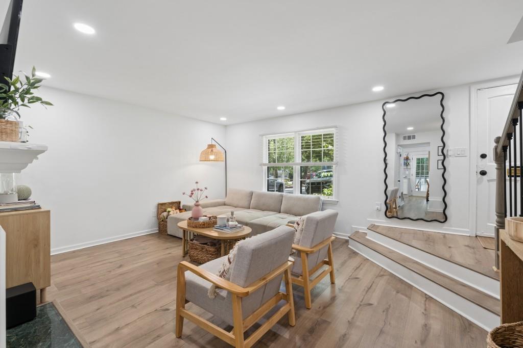 140 Amherst Place NW
