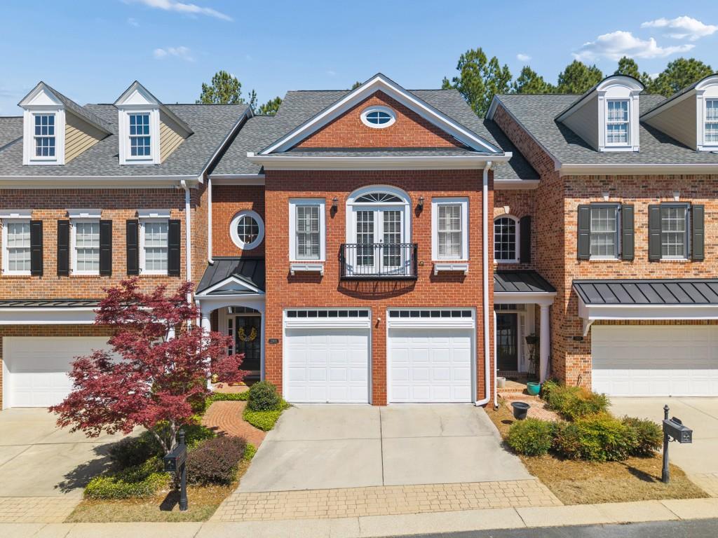 2305 English Ivy Court SE