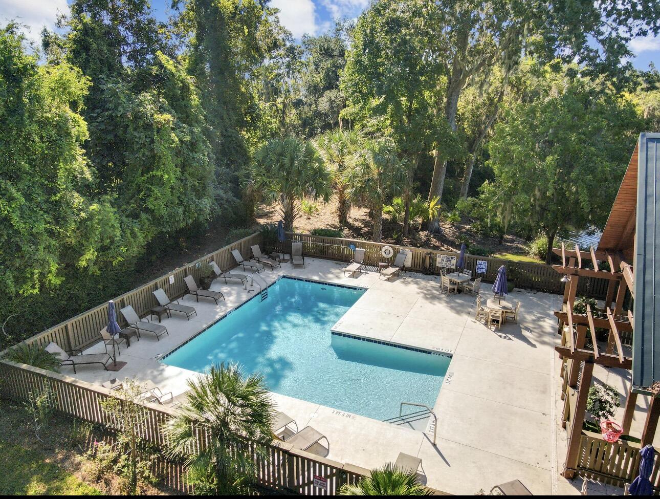 8318 Childs Cove