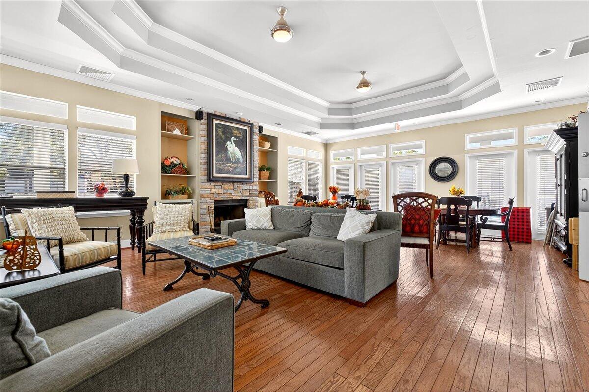 2011 N Hwy 17 # I Unit: 1100 I