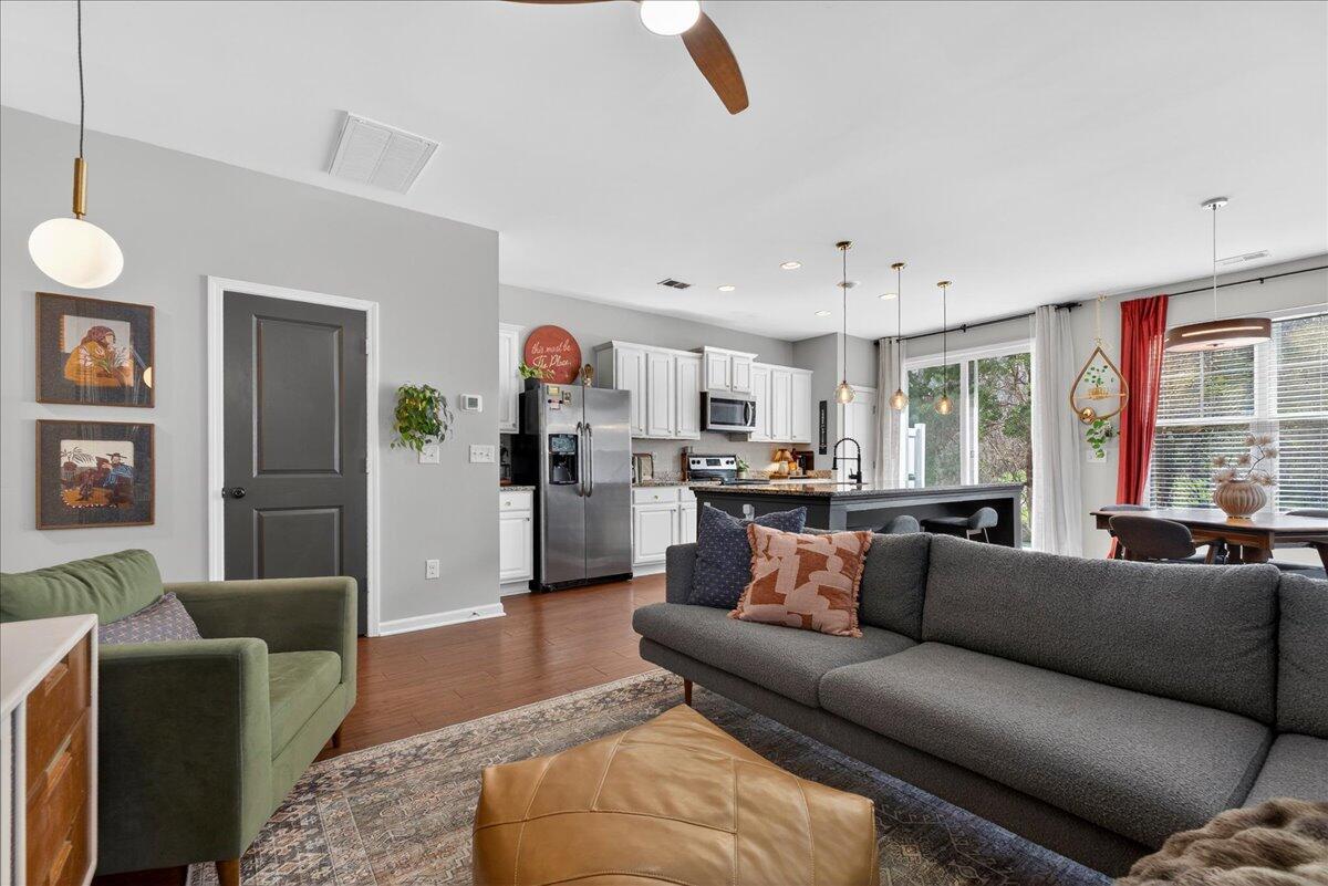 4771 Horse Drawn Way