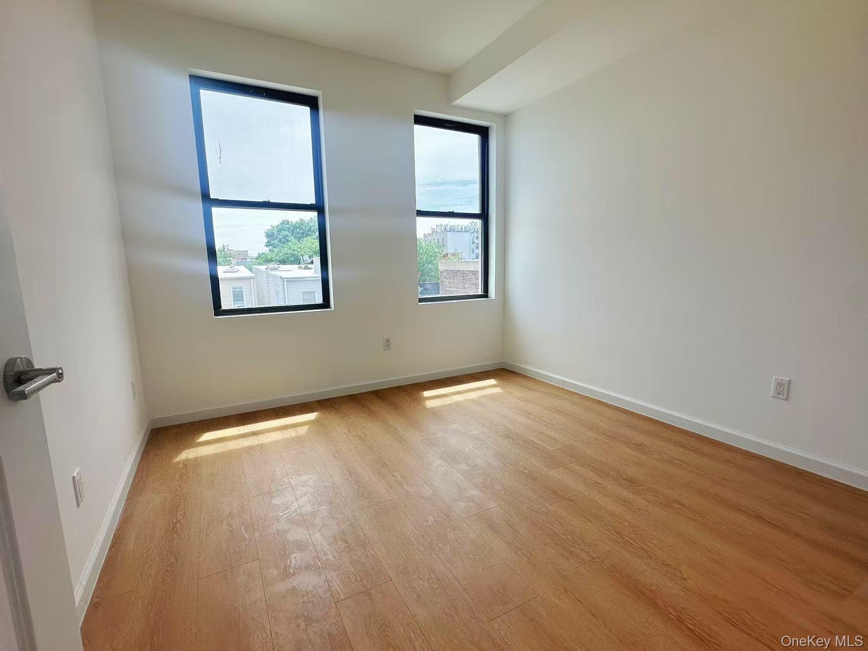 30-87 Steinway Street Unit: 2FL