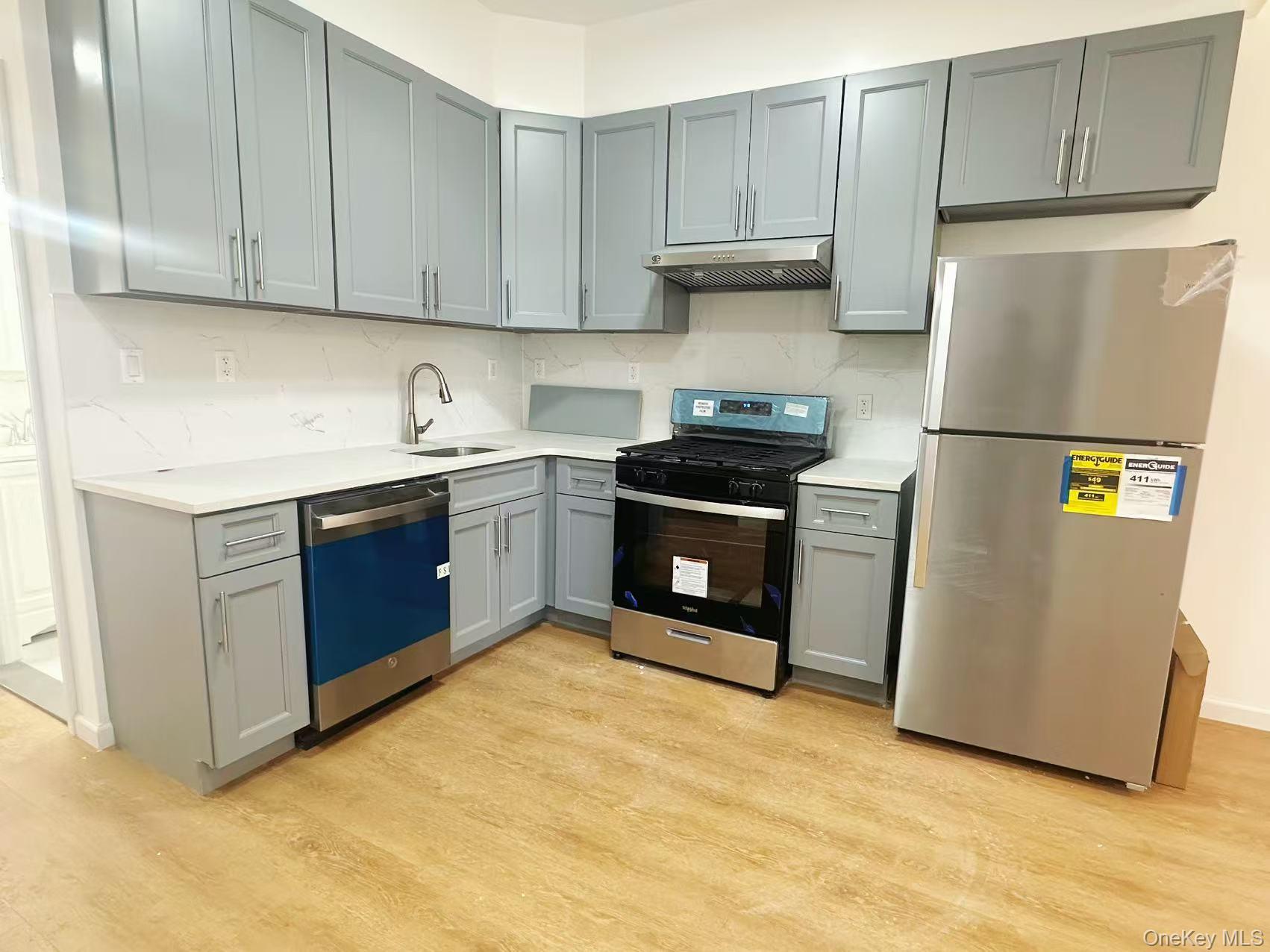 30-87 Steinway Street Unit: 2FL
