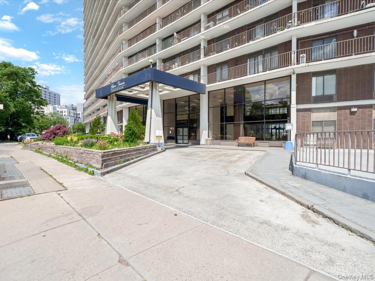 25-40 shore blvd
