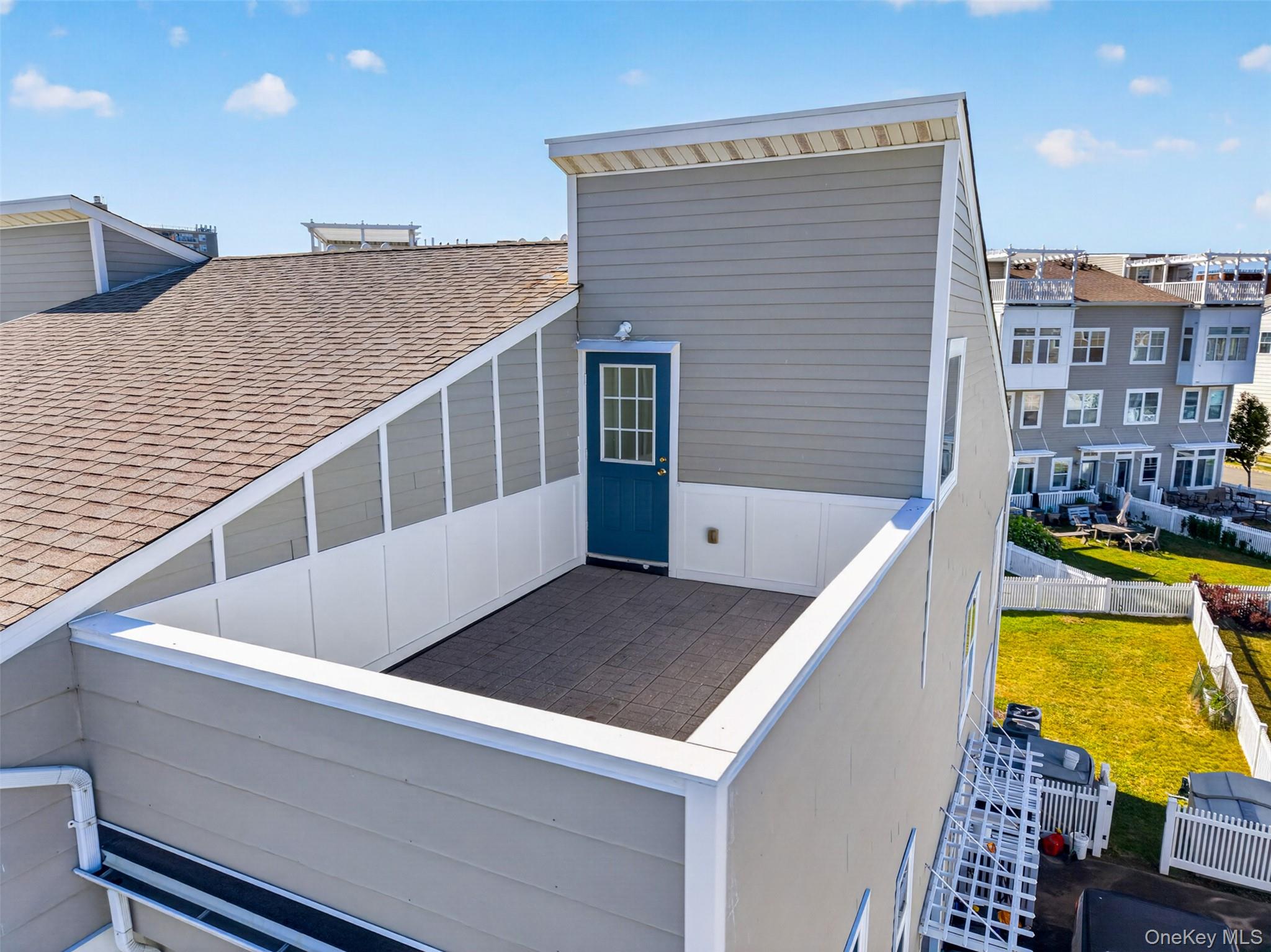 7110 Beach Front Road