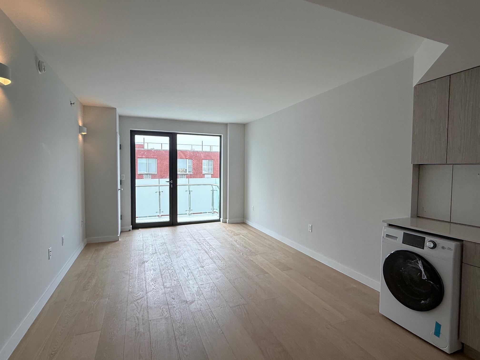 136-80 41 Avenue Unit: 6G