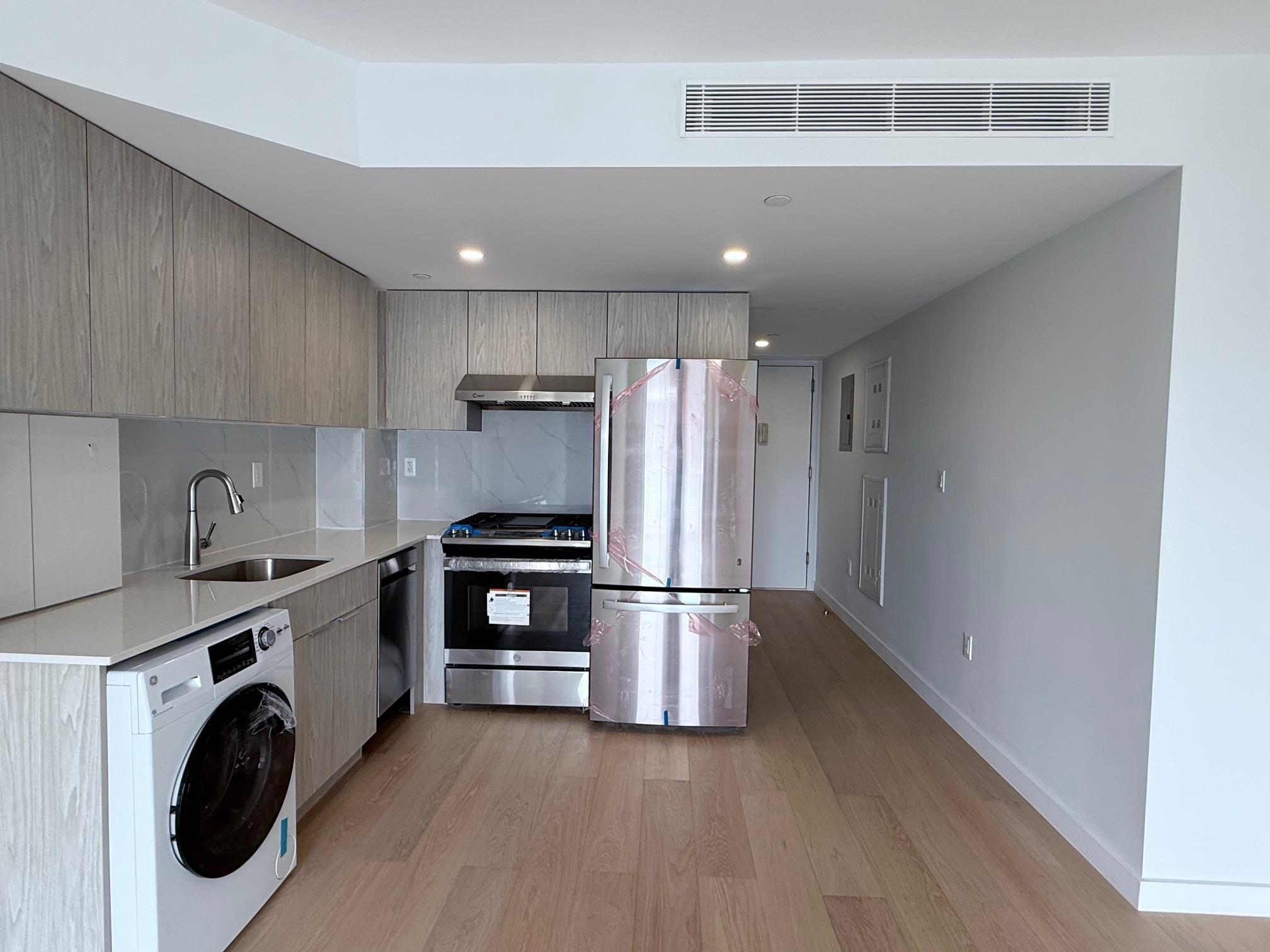 136-80 41 Avenue Unit: 6G
