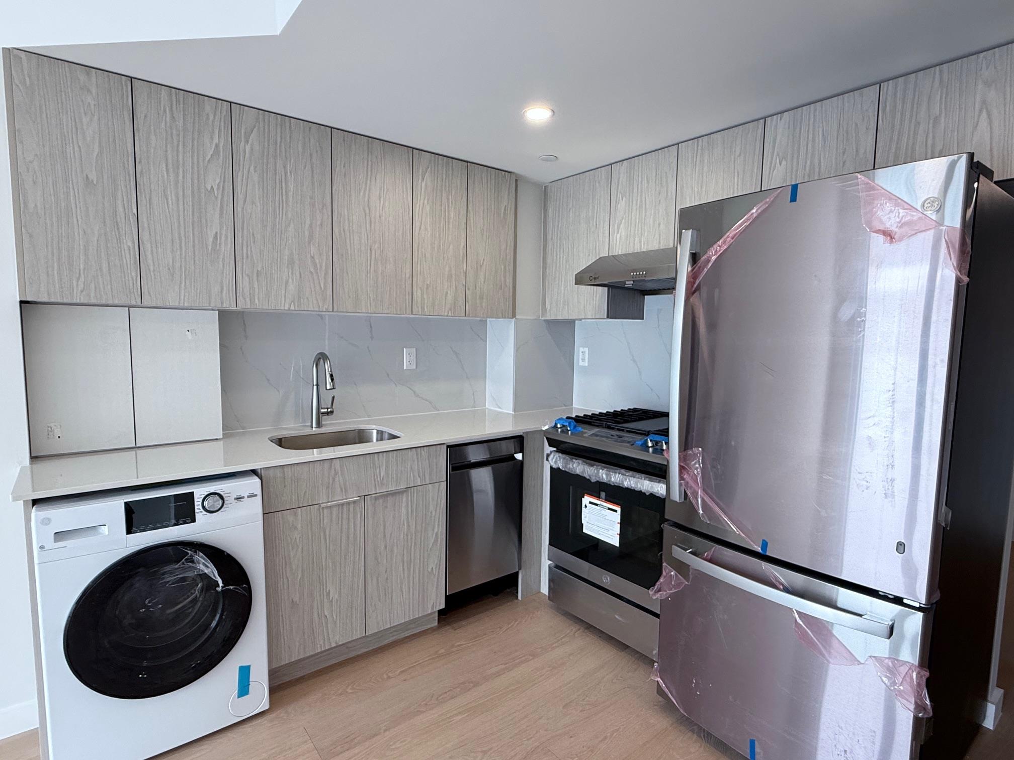 136-80 41 Avenue Unit: 6G