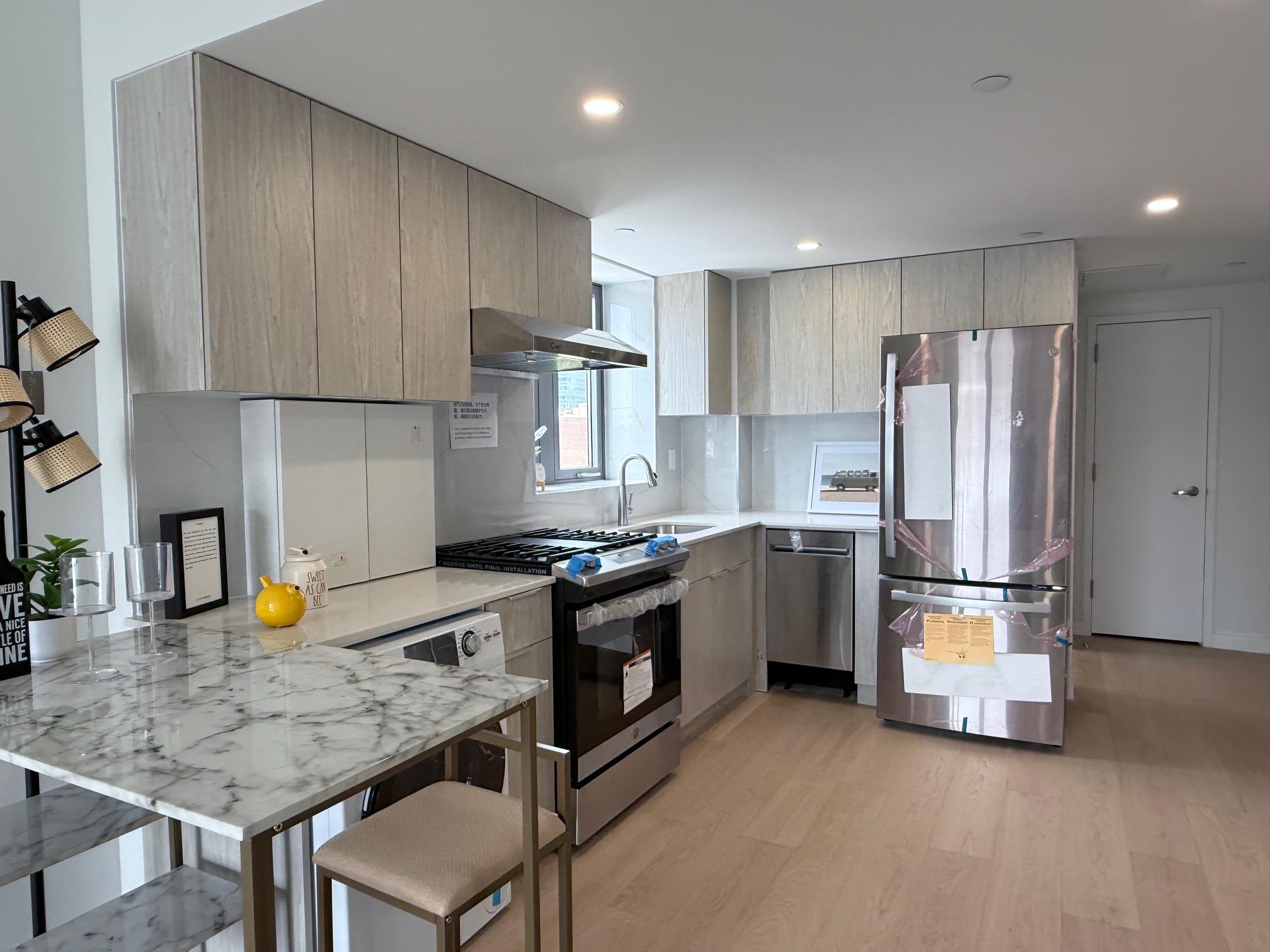136-80 41 Avenue Unit: 6H