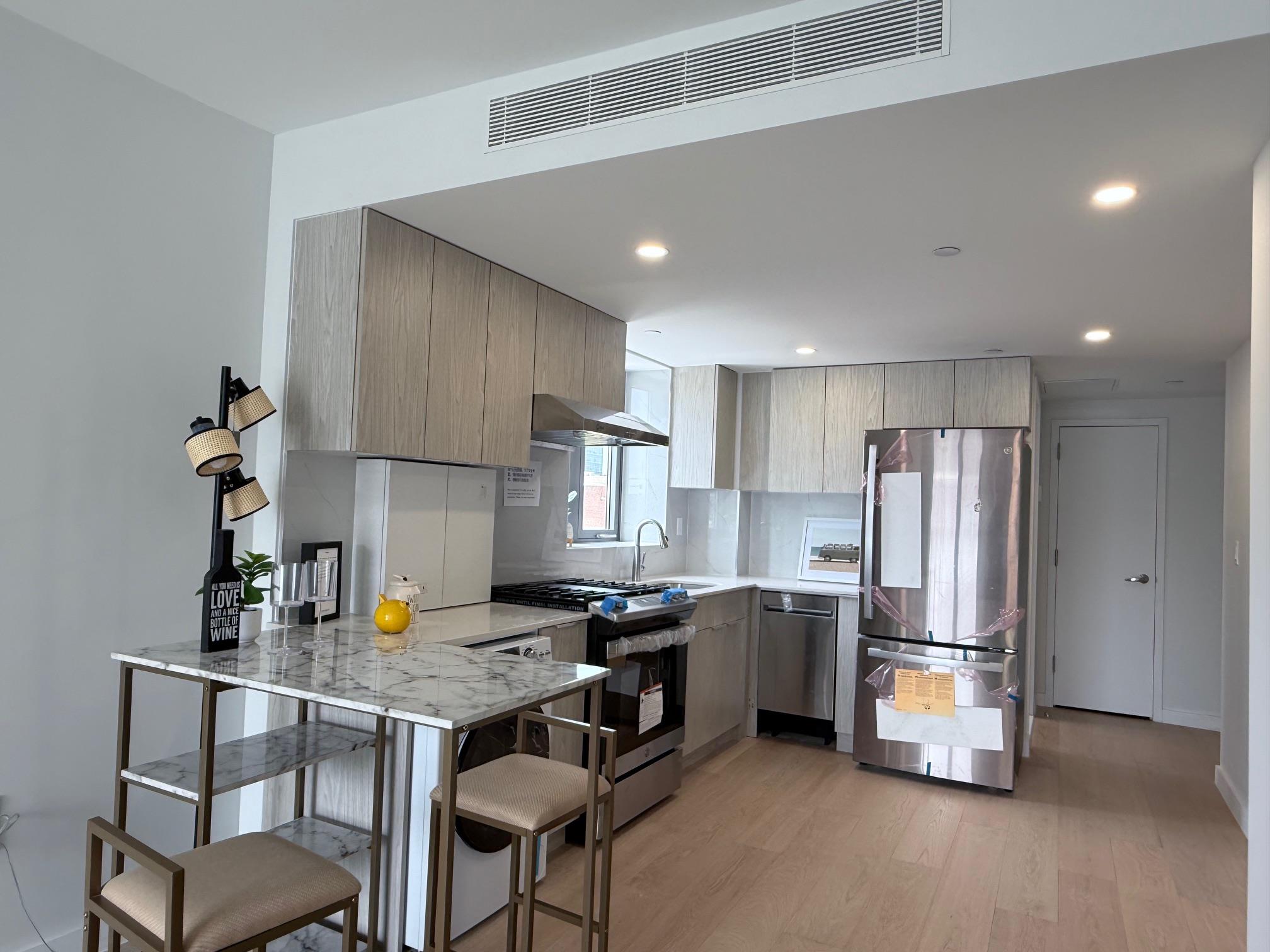 136-80 41 Avenue Unit: 6H