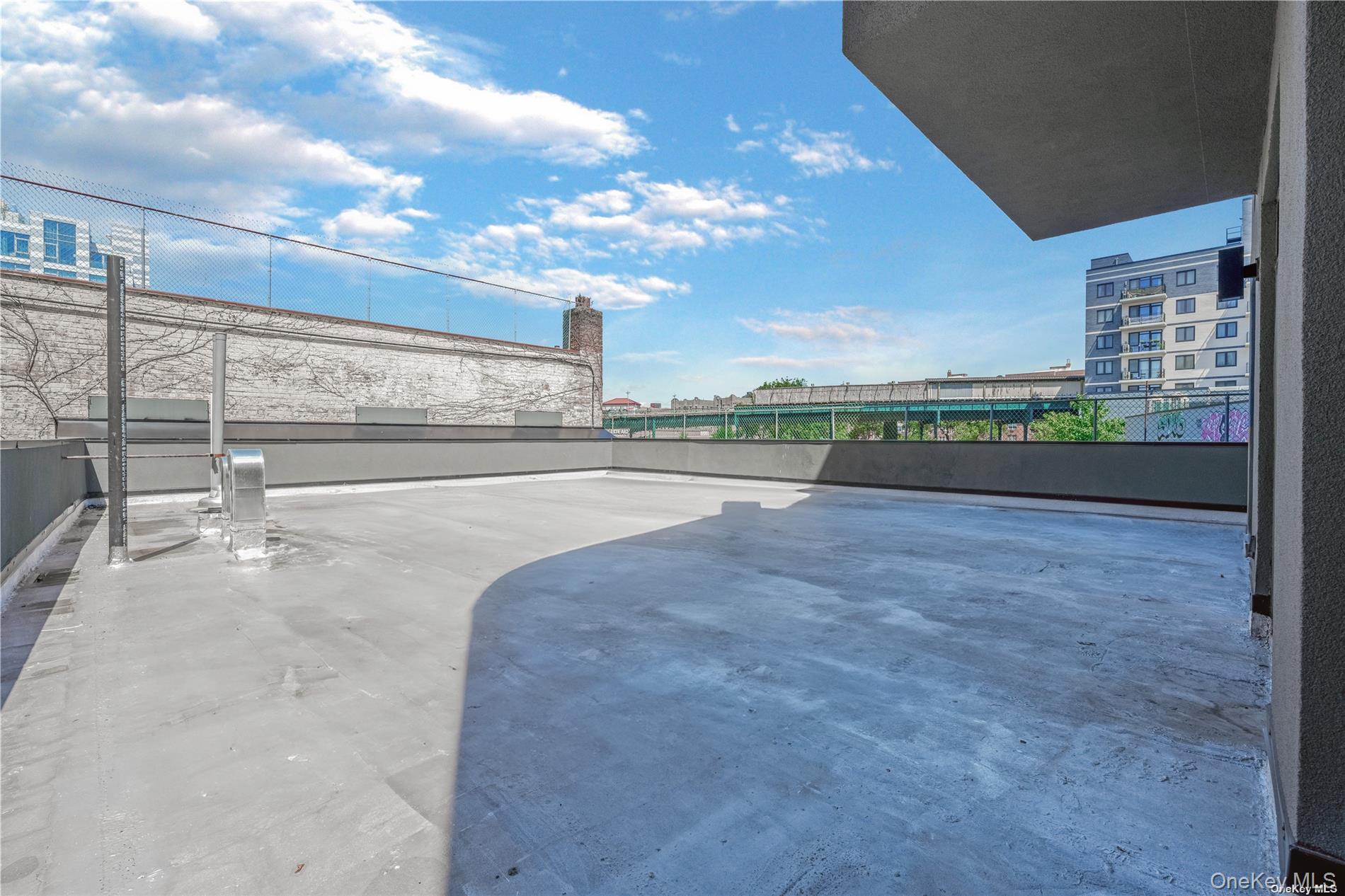 43-30 52 Street Unit: 2A