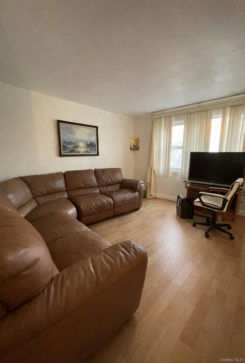 138-33 JEWEL Avenue Unit: 3Q