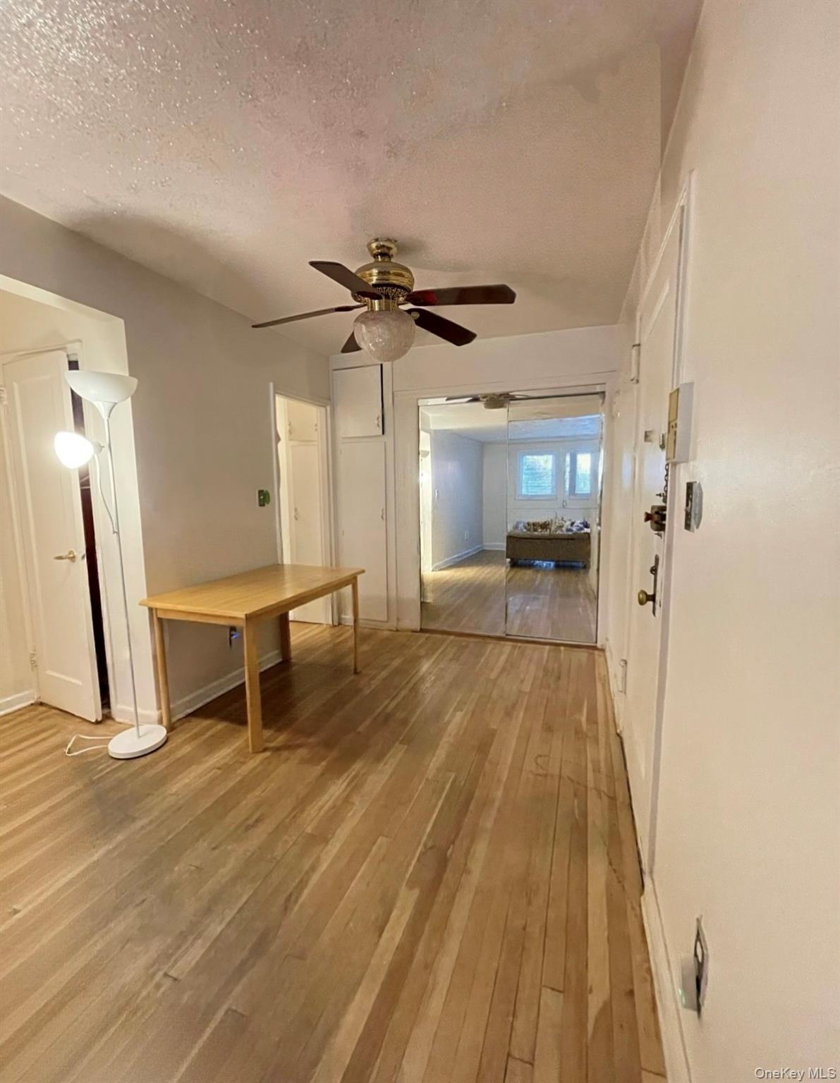 138-33 JEWEL Avenue Unit: 3Q