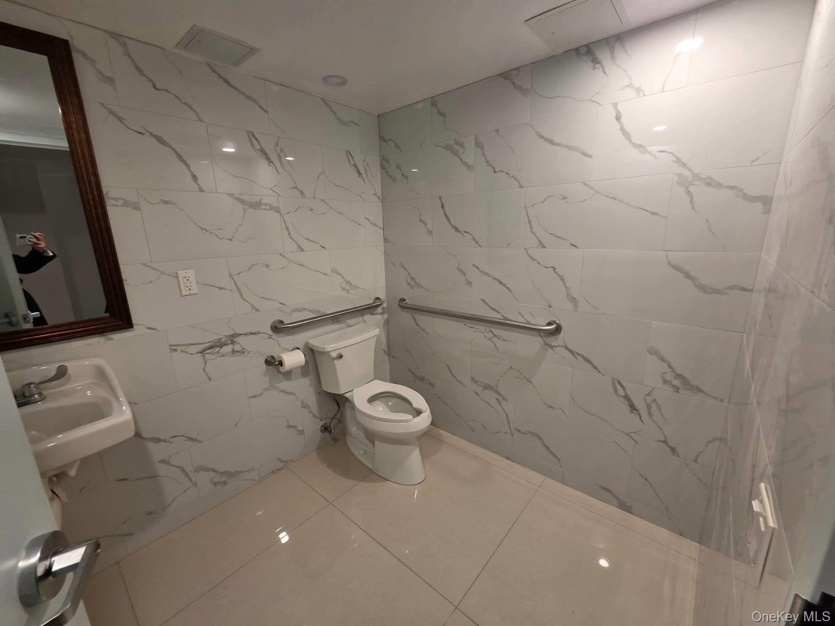 147-12 Roosevelt Ave