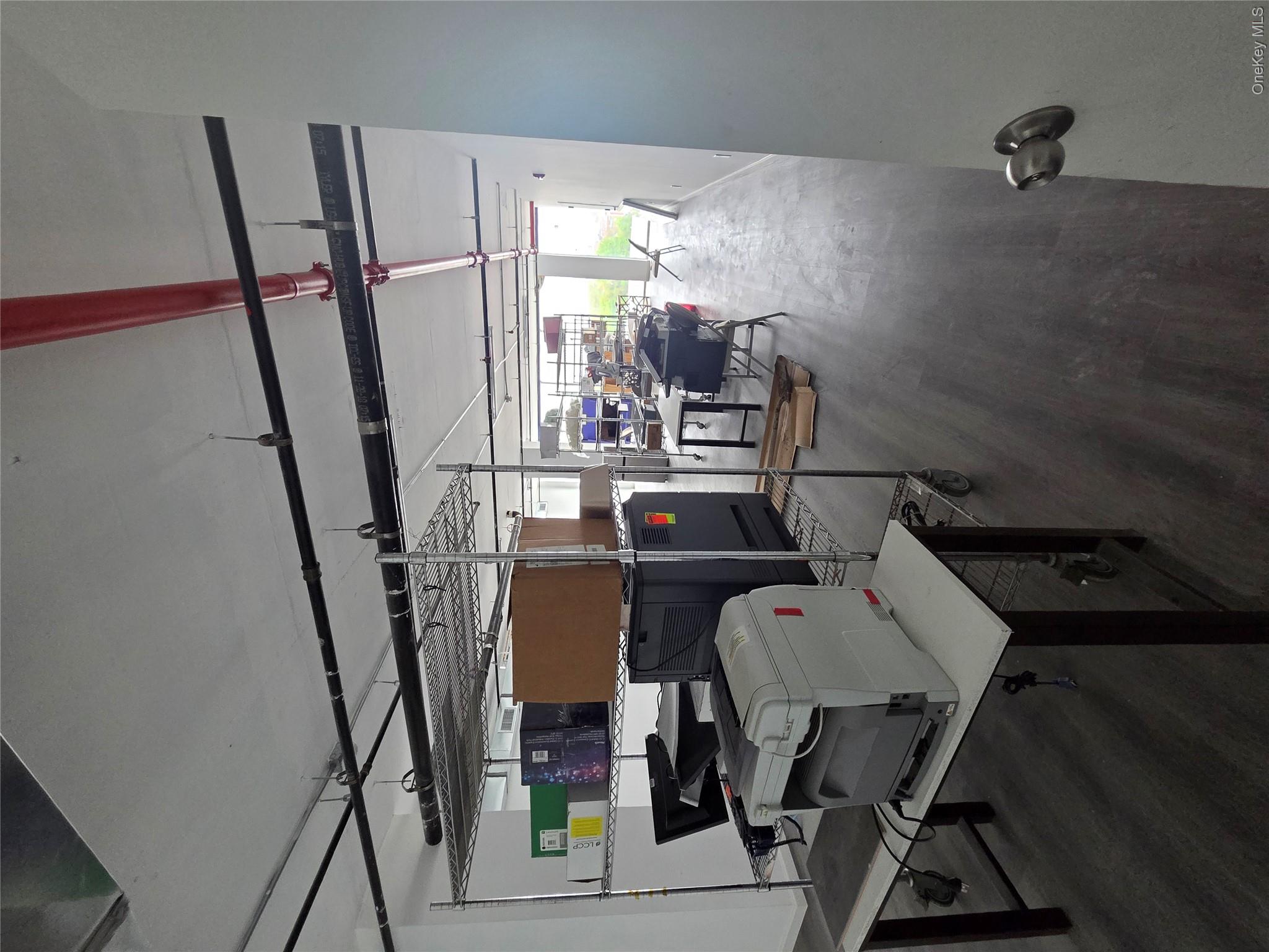 74-02 Grand Ave Unit: 5 FL