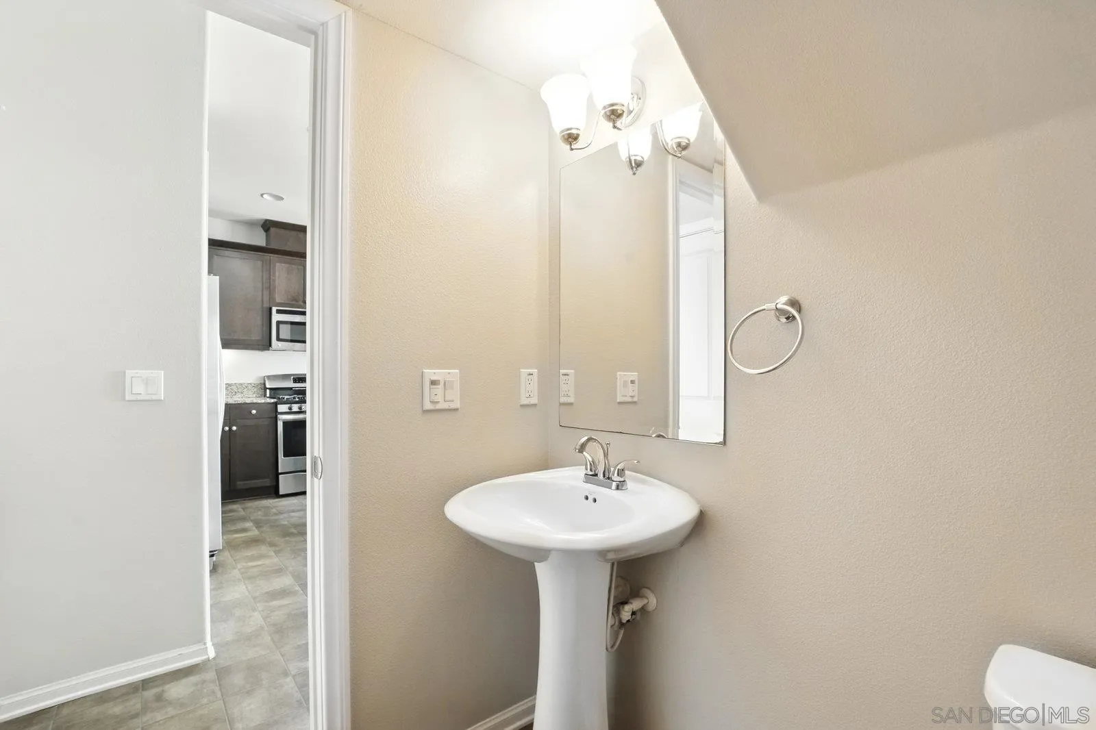 1795 Saltaire Pl Unit 27