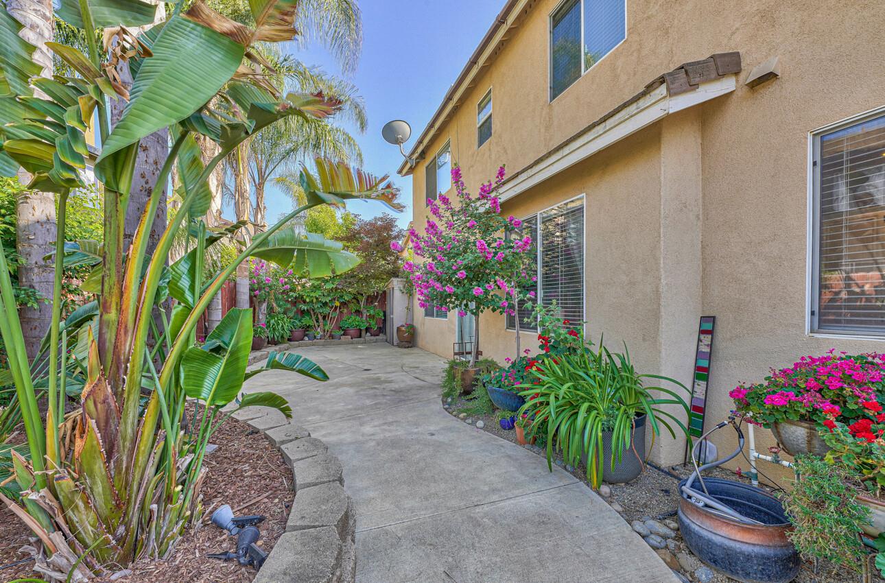 8790 Floral Street