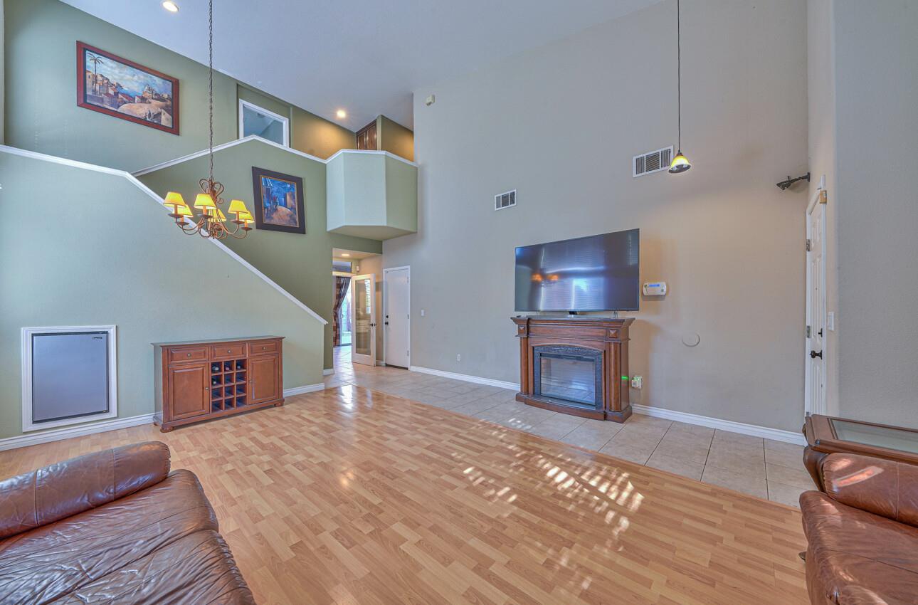 8790 Floral Street