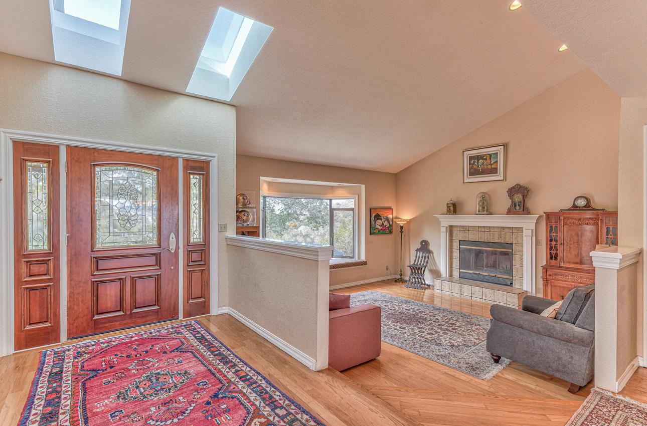 24725 Avenida Principal