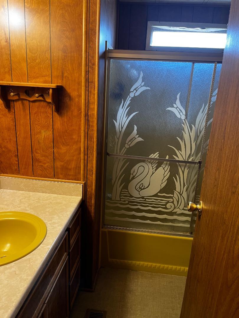 255 E Bolivar ST 224