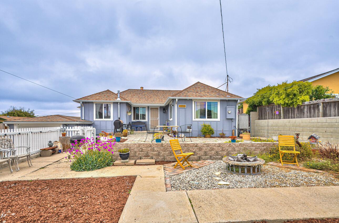 1233 Harcourt AVE